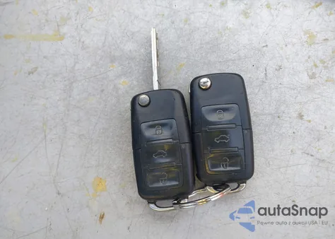 2006 Volkswagen New Beetle 2.5 from USA, damaged, VIN 3VWSF31Y56M321421